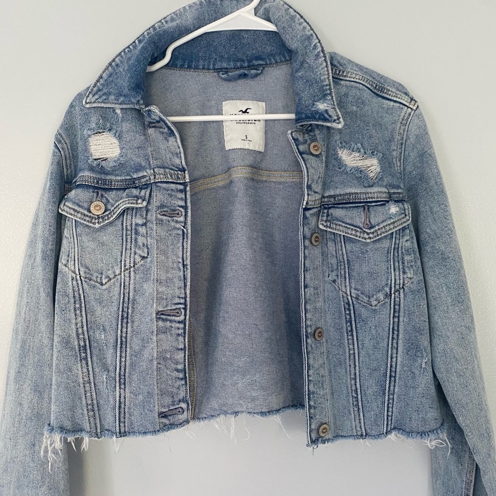 Juniors Small Cropped lightweight denim jacket